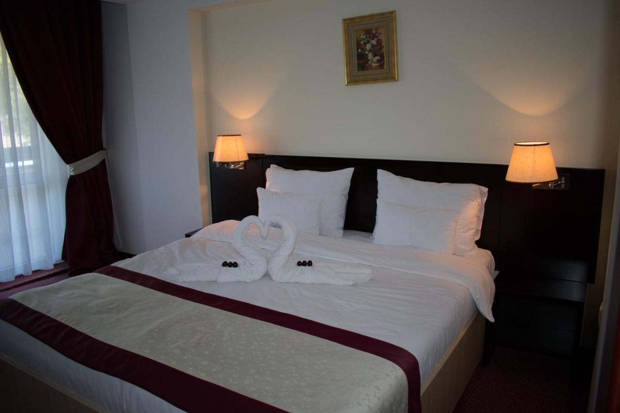 Europolis 3* Tulcea
